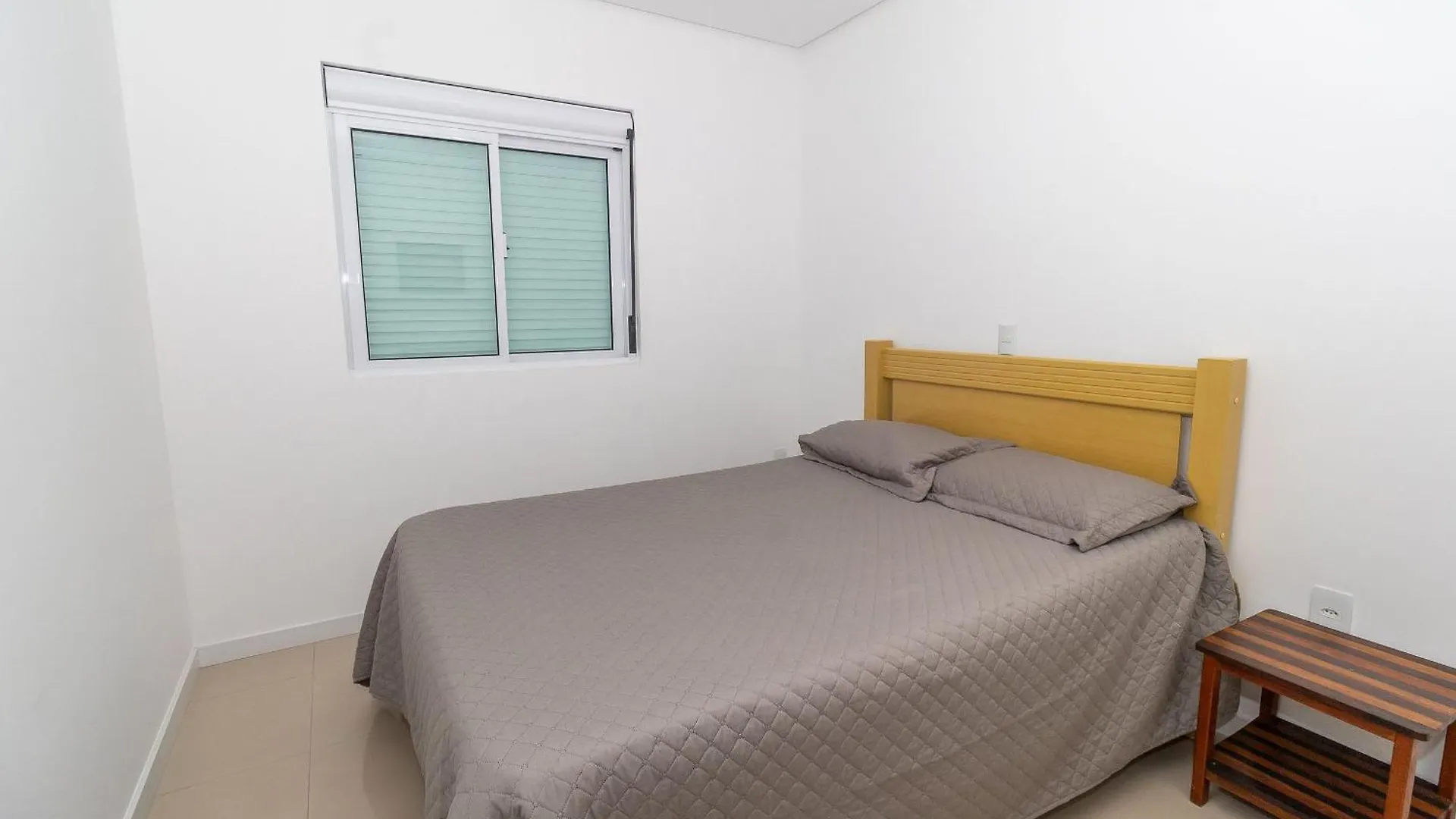 449 - Lindo Apartamento De 3 Dormitorios A 100M Da Praia De Bombas 邦比尼亚斯 公寓